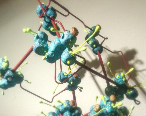 Structure biomorphe
